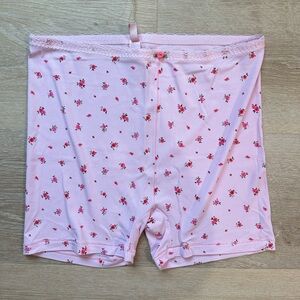Skims Soft Lounge Pink Floral Short Medium NWT